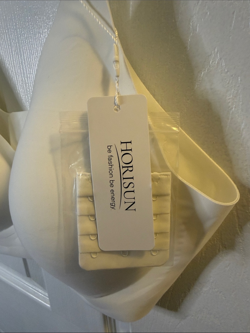 Smooth White T-Shirt Bra - Seamless Support - Picture 3 of 6